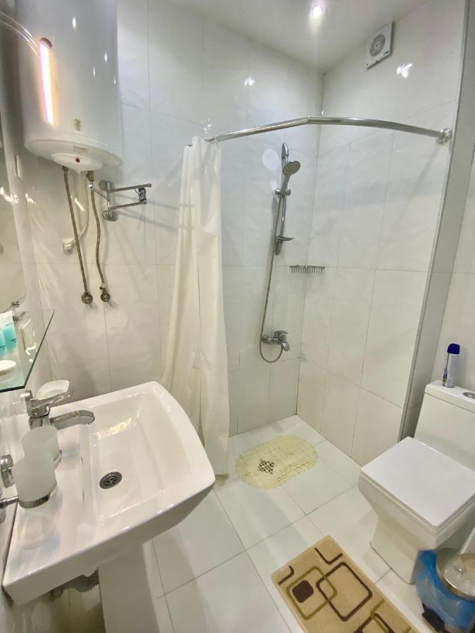 Aura Apartment *