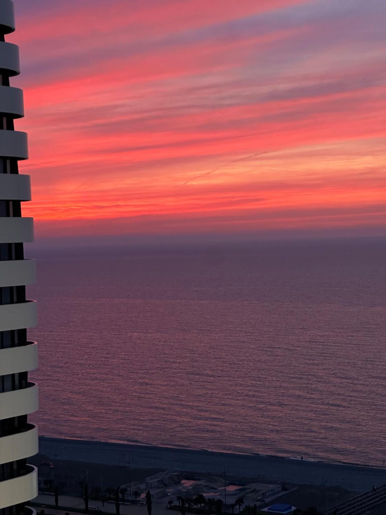 Aura * Batumi